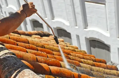 Nettoyage de toitures - Uchaud